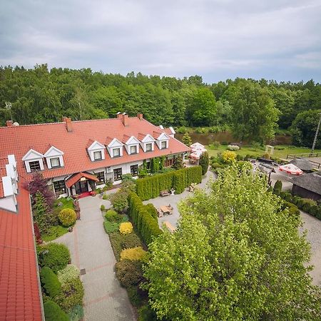 Hubertus Aparthotel & Restaurant & Horse Club Старогард-Гданський Екстер'єр фото