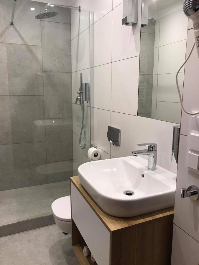 Hubertus Aparthotel & Restaurant & Horse Club Старогард-Гданський Екстер'єр фото