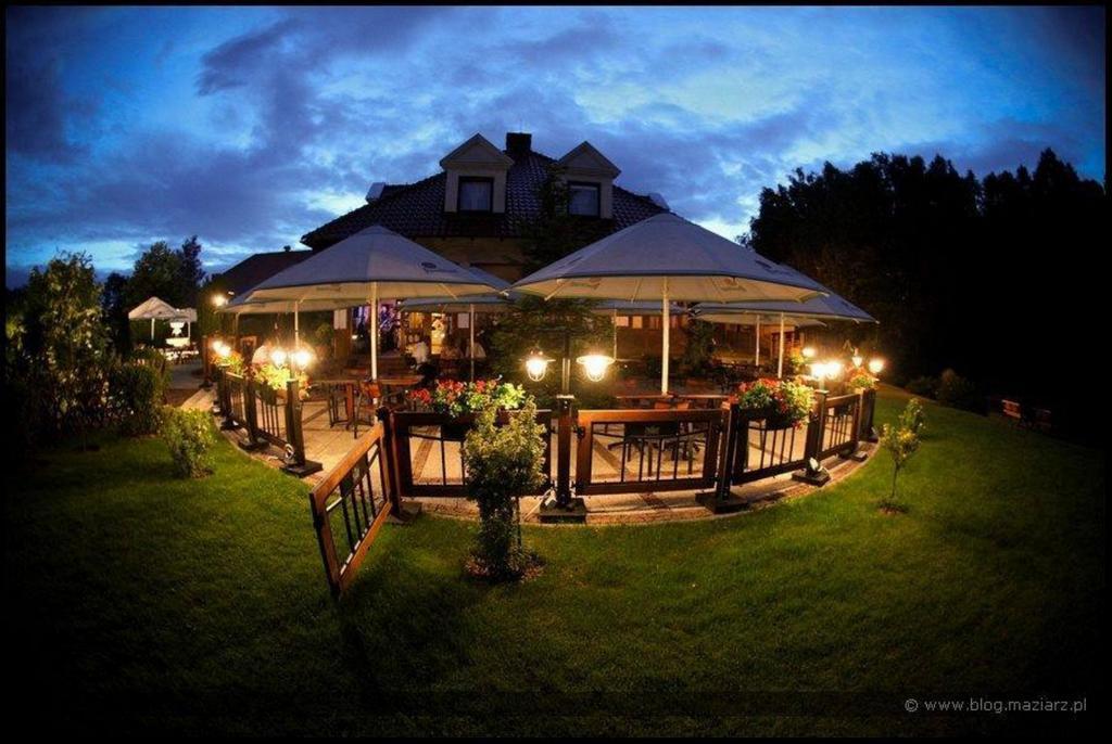 Hubertus Aparthotel & Restaurant & Horse Club Старогард-Гданський Екстер'єр фото