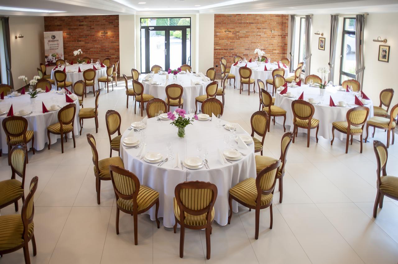 Hubertus Aparthotel & Restaurant & Horse Club Старогард-Гданський Екстер'єр фото